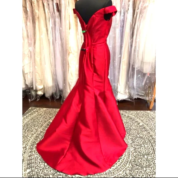 Red Mermaid Mikado Gown - Picture 4 of 12
